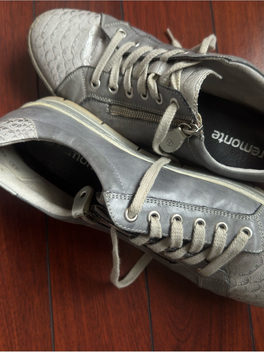 Remonte Women's Silver-Gray Lace-Up Sneakers with Side Zipper EU 42